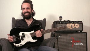 Squier mini precision bass, enfant, bassiste, tablature, groove, demo, test